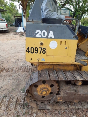 แทรคเตอร์ KOMATSU D20A-7E เอกสารอินวอย พร้อมใช้งาน