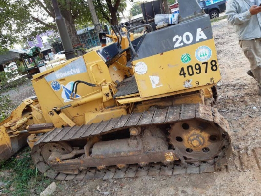 แทรคเตอร์ KOMATSU D20A-7E เอกสารอินวอย พร้อมใช้งาน