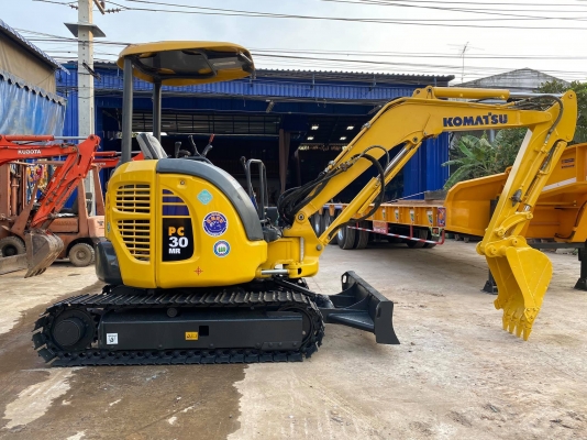 ขายด่วน!! Komatsu PC30MR-3 ไมล์ 6,000 สภาพสวยสวยค่ะ