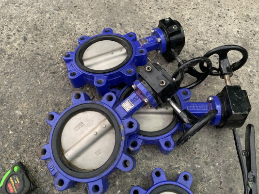 ขายวาล์วผีเสื้อสแตนเลส Mueller Valve USA. ขนาด 6นิ้ว , 4นิ้ว , 3นิ้ว , 2นิ้ว **ของใหม่ไม่เคยใช้งาน** ทนแรงดันสูง 200PSI หมุนนิ่ม พร้อมใช้งาน ขายวาล์วผีเสื้อสแตนเลส Mueller Valve USA. ขนาด 6นิ้ว , 4นิ้ว , 3นิ้ว , 2นิ้ว **ของใหม่ไม่เคยใช้งาน** ทนแรงดันสูง 200PSI หมุนนิ่ม พร้อมใช้งาน