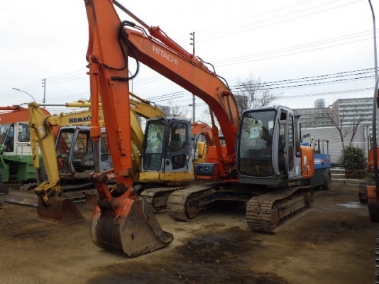 มาใหม่จ้า..HITACHI EX120-5. เก่านอกแท้  เดิมๆๆ  สภาพสวย  เครื่องปั๊มแห้ง...ใช้งานมาน้อย...โทร 089-3818694 จ๊อย