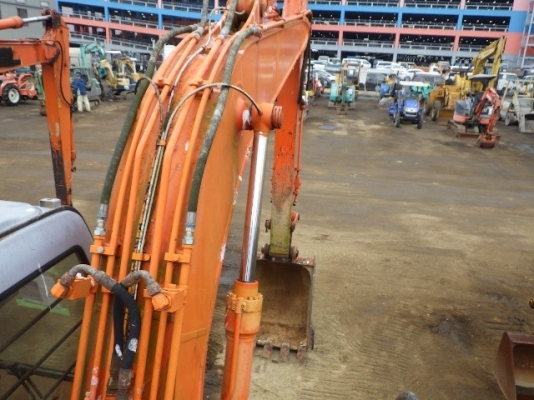 มาใหม่จ้า..HITACHI EX120-5. เก่านอกแท้  เดิมๆๆ  สภาพสวย  เครื่องปั๊มแห้ง...ใช้งานมาน้อย...โทร 089-3818694 จ๊อย