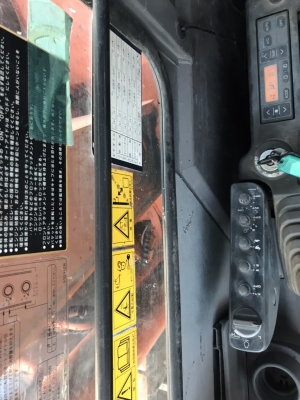 HITACHI. 75US. ราคา490,000 สนใจโทร081-989-1989หรั่งครับ HITACHI. 75US. ราคา490,000 สนใจโทร081-989-1989หรั่งครับ