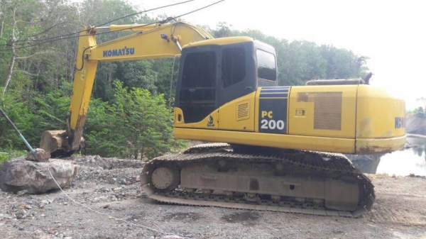 KOMATSU PC200-7 เอกสารอินวอย ปี2012 สภาพสวยพร้อมใช้งาน