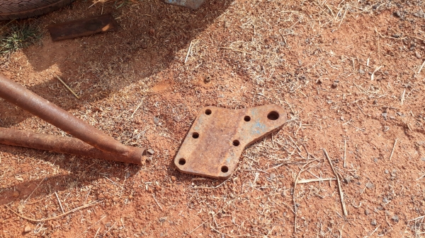 ขายตามสภาพ ผาน 3 รถไถฟอร์ด