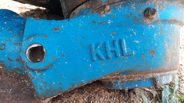 ขายตามสภาพ ผาน 3 รถไถฟอร์ด