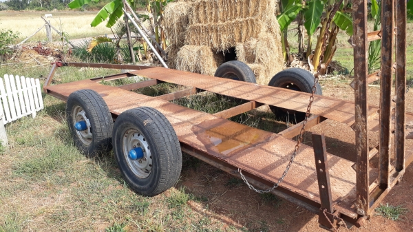 ขายตามสภาพ เทเลอร์รถเกี่ยว เหล็ก 3 นิ้ว