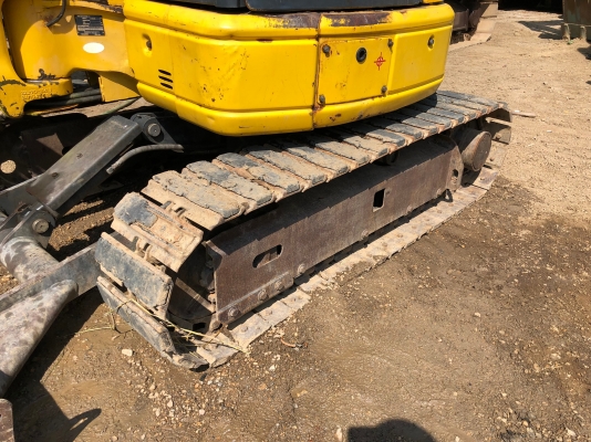 ขายรถขุดนำเข้า โคมัสสุ Komatsu PC27MR-2 ตู้เก๋งยกหัวเก๋งได้ เรานำเข้าเองจากญี่ปุ่น รถสวยพร้อมใช้งาน โทร 081-8581834