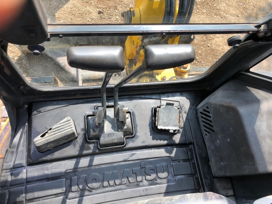 ขายรถขุดนำเข้า โคมัสสุ Komatsu PC27MR-2 ตู้เก๋งยกหัวเก๋งได้ เรานำเข้าเองจากญี่ปุ่น รถสวยพร้อมใช้งาน โทร 081-8581834