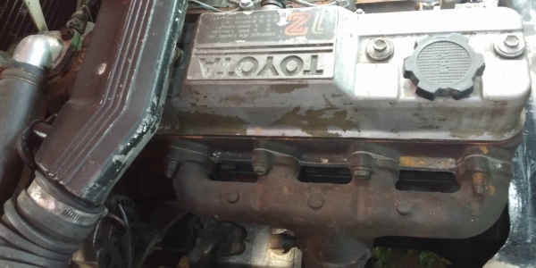 +++ ขายโฟล์คลิฟท์ TOYOTA FD25  ขนาด 2.5  ตัน  เครื่องยนต์ดีเซล  เสา 3  เมตร  งา 1,070  มม. เกียร์ธรรมดา  ยางตันครับ