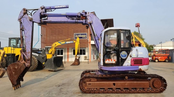 ขายด่วนราคา550,001บาท(ห้าแสนห้าหมื่นบาท)รถแบคโฮKOMATSUPC128US=รุ่น6โคมัสซูรุ่นยอดนิยมเครื่องโคมัสซู4D95โบเครื่องดีปั่มแรงไฟฟ้าครบรถนอกเพิ่งนำเข้ามาใหม่ยังไม่เคยใช้งานในเมืองไทยเลย