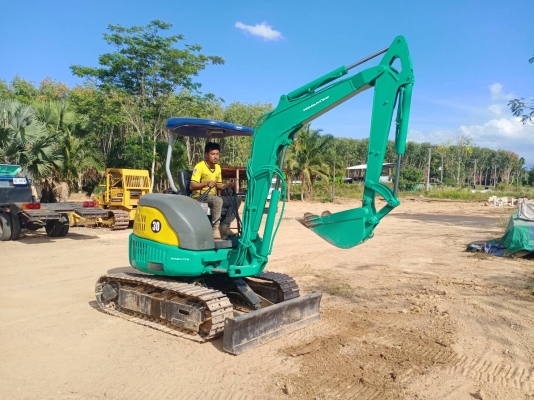 KOMATSU PC30MR-1 รถสวยสภาพดี พร้อมใช้งาน KOMATSU PC30MR-1 รถสวยสภาพดี พร้อมใช้งาน