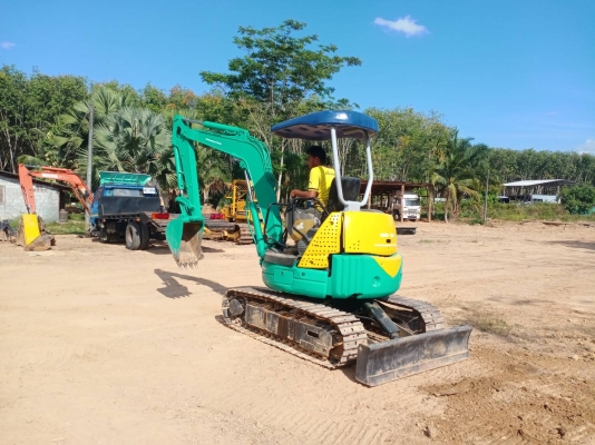 KOMATSU PC30MR-1 รถสวยสภาพดี พร้อมใช้งาน KOMATSU PC30MR-1 รถสวยสภาพดี พร้อมใช้งาน