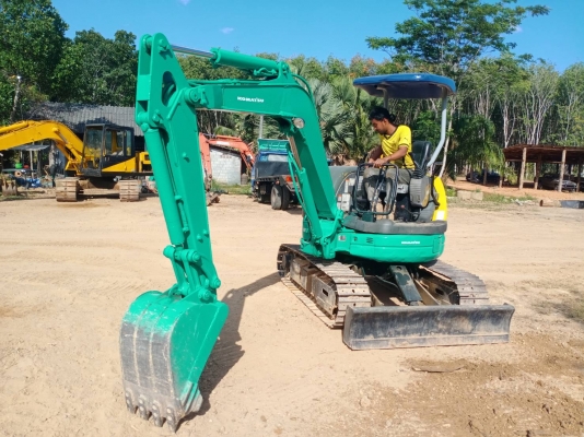 KOMATSU PC30MR-1 รถสวยสภาพดี พร้อมใช้งาน KOMATSU PC30MR-1 รถสวยสภาพดี พร้อมใช้งาน