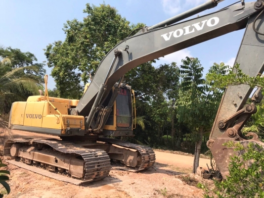 รถแบคโฮ VOLVO EC210B PRAEM เล่มทะเบียน ทำงาน 10,600 ชม.ไฟฟ้าครบ เครื่องดี ปั้มแรง เอวแน่น แอร์ฉ่ำช่วงล่างเต็ม รถสวยพร้อมใช้เอกสารเล่มพร้อมโอน ขาย 890,000 รถอยู่ จันทบุรี 064-191-1112