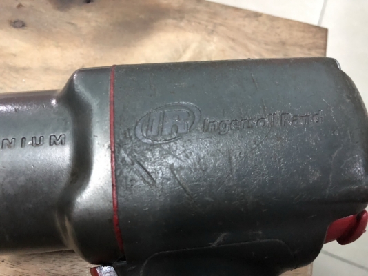 บล็อกลม ingersoll rand 1/2 นิ้ว (4 หุน)