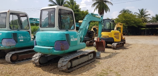 รถขุดโคมัตสุ PC45-7 เก่าญี่ปุ่น รถขุดโคมัตสุ PC45-7 เก่าญี่ปุ่น