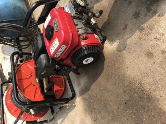 ขายปั้มน้ำแรงดันสูงติดเครื่องยนต์ เก่าญี่ปุ่น อุปกรณ์พร้อมใช้งาน