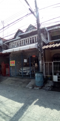 ขายด่วน ทาวน์เฮ้าส์ 2 ชั้น 2 นอน 2น้ำ มีระเบียงเทอเรสด้านบนชั้น 2 จอดรถในบ้านได้ ทำเลทองติดถนนศรีนครินทร์ กม17 ใกล้สี่แยกเทพารักษ์ สถานนีรถไฟฟ้า BTS อยู่เองหรือให้เช่าก็เต็ม เจ้าของขายเองไม่ผ่านนายหน้า สนใจติดต่อ น้อง 0894431194 ,0837187685 ขายด่วน ทาวน์เฮ้าส์ 2 ชั้น 2 นอน 2น้ำ มีระเบียงเทอเรสด้านบนชั้น 2 จอดรถในบ้านได้ ทำเลทองติดถนนศรีนครินทร์ กม17 ใกล้สี่แยกเทพารักษ์ สถานนีรถไฟฟ้า BTS อยู่เองหรือให้เช่าก็เต็ม เจ้าของขายเองไม่ผ่านนายหน้า สนใจติดต่อ น้อง 0894431194 ,0837187685