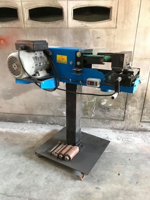 เครื่องบากท่อ