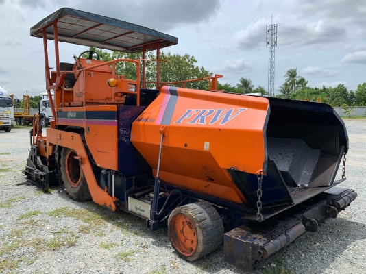 ขายรถปูยาง NIIGATA รุ่น NFB63W รถสวยนำเข้าจากญี่ปุ่น ขายถูกครับ ขายรถปูยาง NIIGATA รุ่น NFB63W รถสวยนำเข้าจากญี่ปุ่น ขายถูกครับ