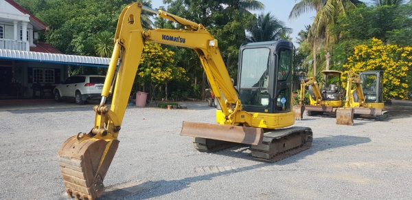 รถขุดโคมัตสุ PC50MR-2 เก่าญี่ปุ่น