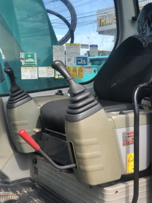 ขายรถขุด KOBELCO SK135SR มีลายหัวกระแทก นำเข้าเองจากญี่ปุ่น สภาพสวยพร้อมใช้ มีVDOการทำงานครับ