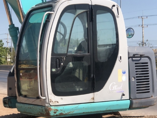 ขายรถขุด KOBELCO SK135SR มีลายหัวกระแทก นำเข้าเองจากญี่ปุ่น สภาพสวยพร้อมใช้ มีVDOการทำงานครับ