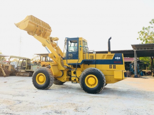 ขายรถตักKOMATSU WA350-1 เก่านอกนำเข้ายังไม่เคยใช้งานในเมืองไทยเอกสารแจ้งจำหน่ายพร้อมใช้งานราคา1,180,000บาทสนใจติดต่อคุณอ๊อฟ พิจิตร 086-737-9991