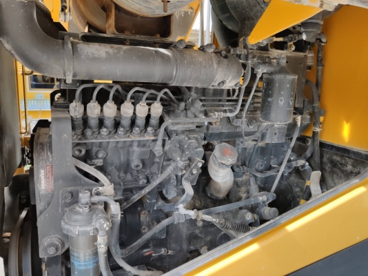 ขาย KOMATSU WA380-5 สภาพสวย นำเข้าจากญี่ปุ่น โทร.090-986-2521 อ๊อบ