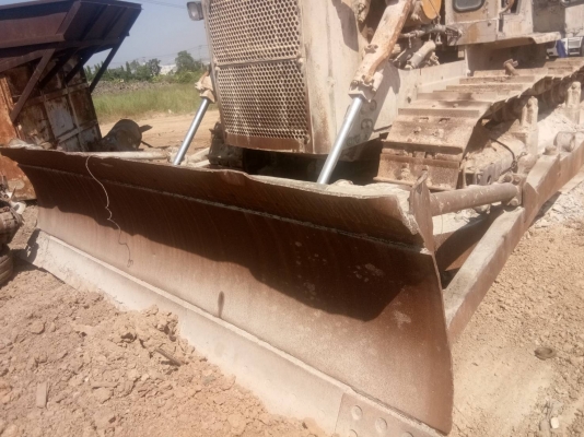 ขายCAT D7G ตีนไก่โซ่น้ำมันโซ่สวยใบสวยขายตามสภาพราคา650,000บาทติดต่อคุณอ๊อฟ พิจิตร 086-737-9991