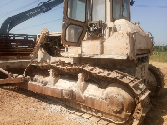 ขายCAT D7G ตีนไก่โซ่น้ำมันโซ่สวยใบสวยขายตามสภาพราคา650,000บาทติดต่อคุณอ๊อฟ พิจิตร 086-737-9991