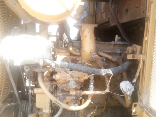 ขายรถตักCAT916 เก๋งแอร์ขายตามสภาพแต่ทำให้ขื้นเทนเลอได้ครับราคาเบาๆ330000บาทติดต่อ คุณอ๊อฟ พิจิตร086-737-9991