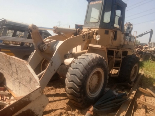 ขายรถตักCAT916 เก๋งแอร์ขายตามสภาพแต่ทำให้ขื้นเทนเลอได้ครับราคาเบาๆ330000บาทติดต่อ คุณอ๊อฟ พิจิตร086-737-9991