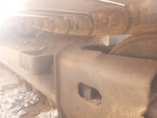 ขาย DOOSAN DX225 LC เครื่องปั้มดี ช่วงล่างพอได้ เอวมีขยับนิดๆ ขายตามสภาพ เอกสารใบชื้อขาย ไฟฟ้าตัด รถทำงานได้ ราคา450,000บาทติดต่อคุณอ๊อฟ พิจิตร086-737-9991