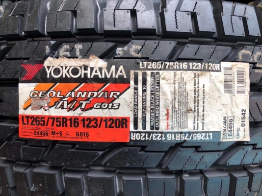 ขายยางใหม่ YOKOHAMA GEOLANDAR A/T G015 265/75R16 ปี17 ผ้าใบ10ชั้น