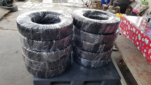 ขายยางลม รถยกโฟล์คลิฟท์ ขนาด 600-15 ,28&times;9-15 , 700-12 ,650-10,600-9 ติดต่อ 0844596195 เหมี๋ยวค่ะ
