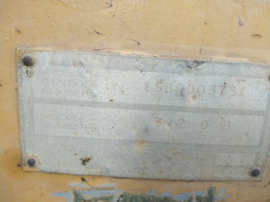 ขายด่วน แบคโคร CAT 320B สภาพสวยพร้อมใช้งาน ช่วงล่างสวย เอวดี พร้อมทำงาน เอกสารใบแจ้งจำหน่าย สนใจสอบถาม 093 0764943 K ตั้ม