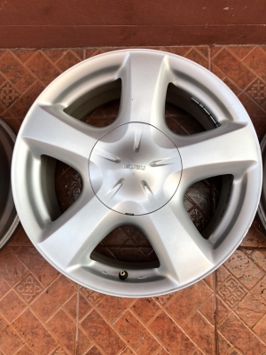 ล้อเดิมติดรถ ISUZU. 17 นิ้ว 6รู ใส่ได้หลายรุ่น ล้อเดิมติดรถ ISUZU. 17 นิ้ว 6รู ใส่ได้หลายรุ่น