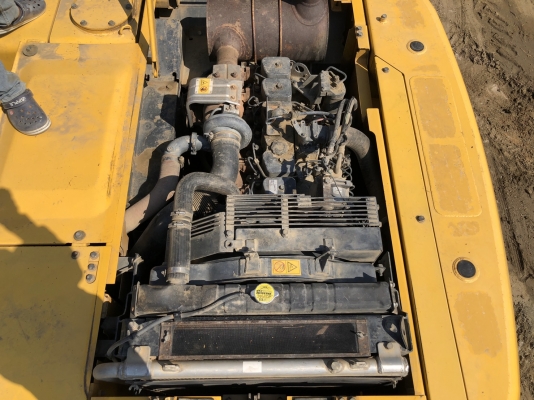 ขายรถแบคโฮ Komatsu PC200-7 สภาพดีมากพร้อมใช้งาน รถออกศูนย์ปี 2553 ไม่เคยเปลี่ยนมือ 1,450,000