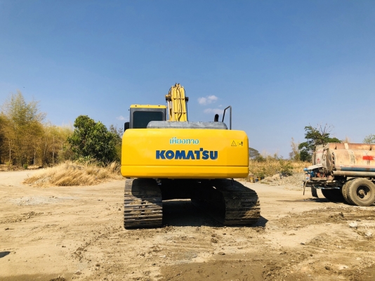 ขายรถแบคโฮ Komatsu PC200-7 สภาพดีมากพร้อมใช้งาน รถออกศูนย์ปี 2553 ไม่เคยเปลี่ยนมือ 1,450,000