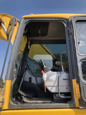 ขายรถแบคโฮ Komatsu PC200-7 สภาพดีมากพร้อมใช้งาน รถออกศูนย์ปี 2553 ไม่เคยเปลี่ยนมือ 1,450,000