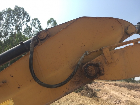 ขายดาวน์500,000 SANY215.5300ชม.ยังอยู่ในPM7,000ชม.ของบริษัท ส่งต่ออีก28งวดๆละ69,000=1,932,000 ค่าเปลี่ยนสัญาญา12,000 รวมทั้งหมดทุกอย่าง2,432,000 วัรับรถจ่ายจริงเงินดาวน์500,000ค่าเปลี่ยนสัญาญา12,000ค่าคอม20,000รวม532,000 รับรถกลับบ้านได้เลยค่ะ