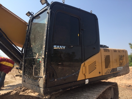 ขายดาวน์500,000 SANY215.5300ชม.ยังอยู่ในPM7,000ชม.ของบริษัท ส่งต่ออีก28งวดๆละ69,000=1,932,000 ค่าเปลี่ยนสัญาญา12,000 รวมทั้งหมดทุกอย่าง2,432,000 วัรับรถจ่ายจริงเงินดาวน์500,000ค่าเปลี่ยนสัญาญา12,000ค่าคอม20,000รวม532,000 รับรถกลับบ้านได้เลยค่ะ