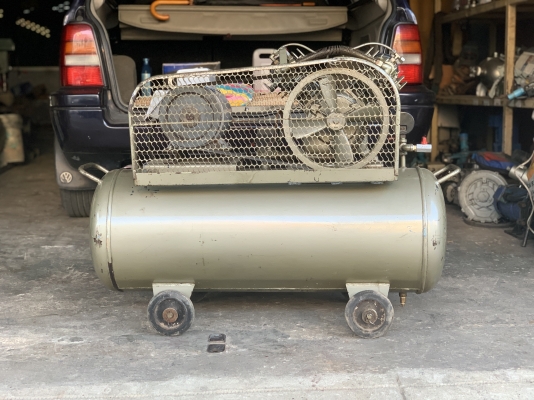 ขายปั๊มลม Swan SVU-201 ขนาด 1HP. 220V ไฟบ้าน ขนาดถังลม 85ลิตร สภาพสวย หมุนนิ่ม อุปกรณ์ครบ พร้อมใช้งาน ขายปั๊มลม Swan SVU-201 ขนาด 1HP. 220V ไฟบ้าน ขนาดถังลม 85ลิตร สภาพสวย หมุนนิ่ม อุปกรณ์ครบ พร้อมใช้งาน