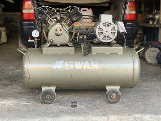 ขายปั๊มลม Swan SVU-201 ขนาด 1HP. 220V ไฟบ้าน ขนาดถังลม 85ลิตร สภาพสวย หมุนนิ่ม อุปกรณ์ครบ พร้อมใช้งาน