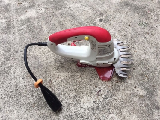 ขายเครื่องแต่งกิ่งไม้ มือสอง Made in japan พร้อมใช้งาน