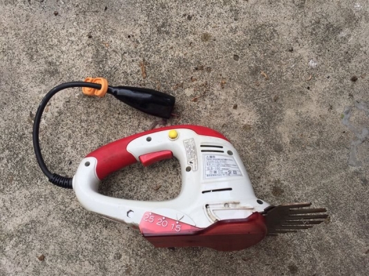 ขายเครื่องแต่งกิ่งไม้ มือสอง Made in japan พร้อมใช้งาน