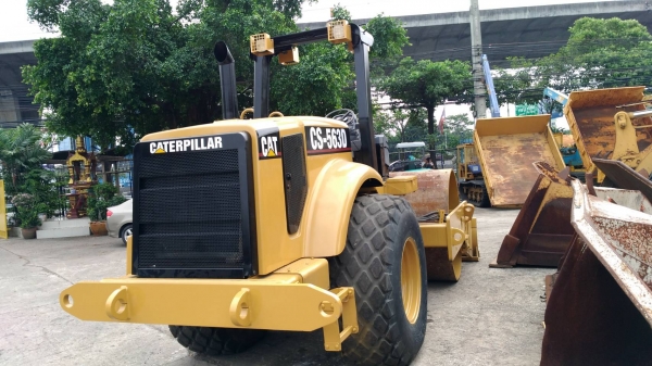CATERPILLAR รุ่น CS 563 D CATERPILLAR รุ่น CS 563 D