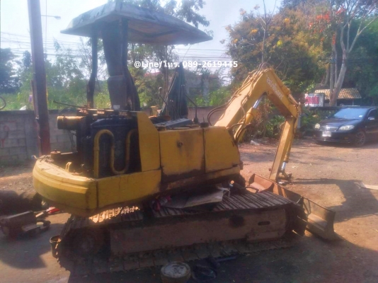 ขายรถขุดKOMATSU PC40-6 ไม่มีเครื่องยนต์ ,คอนโทรลลูกหมาก ,แทรคเหล็กสภาพดี ,รถบ้านขายตามสภาพ